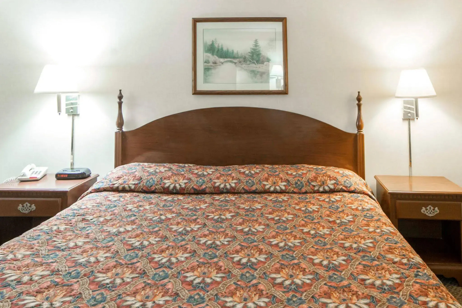 Econo Lodge Inn & Suites Knoxville East