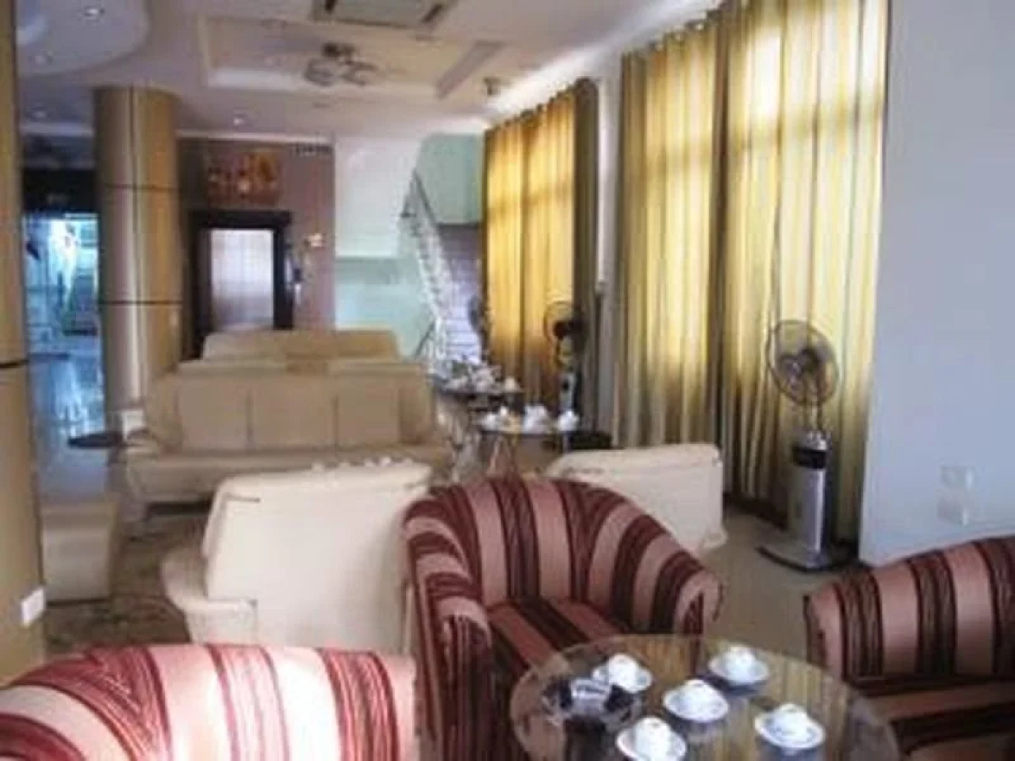 Hac Trang Hotel