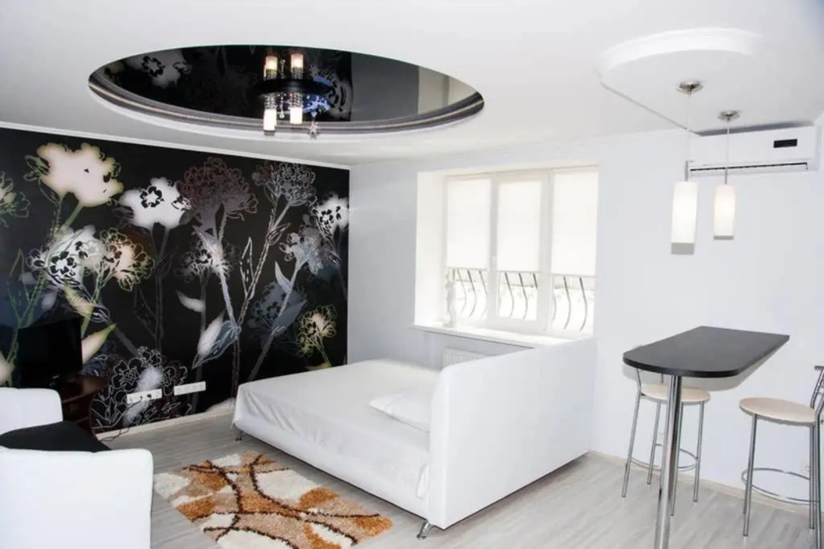 Студія, вул. Сумгаїтська, 24, центр ПЗР