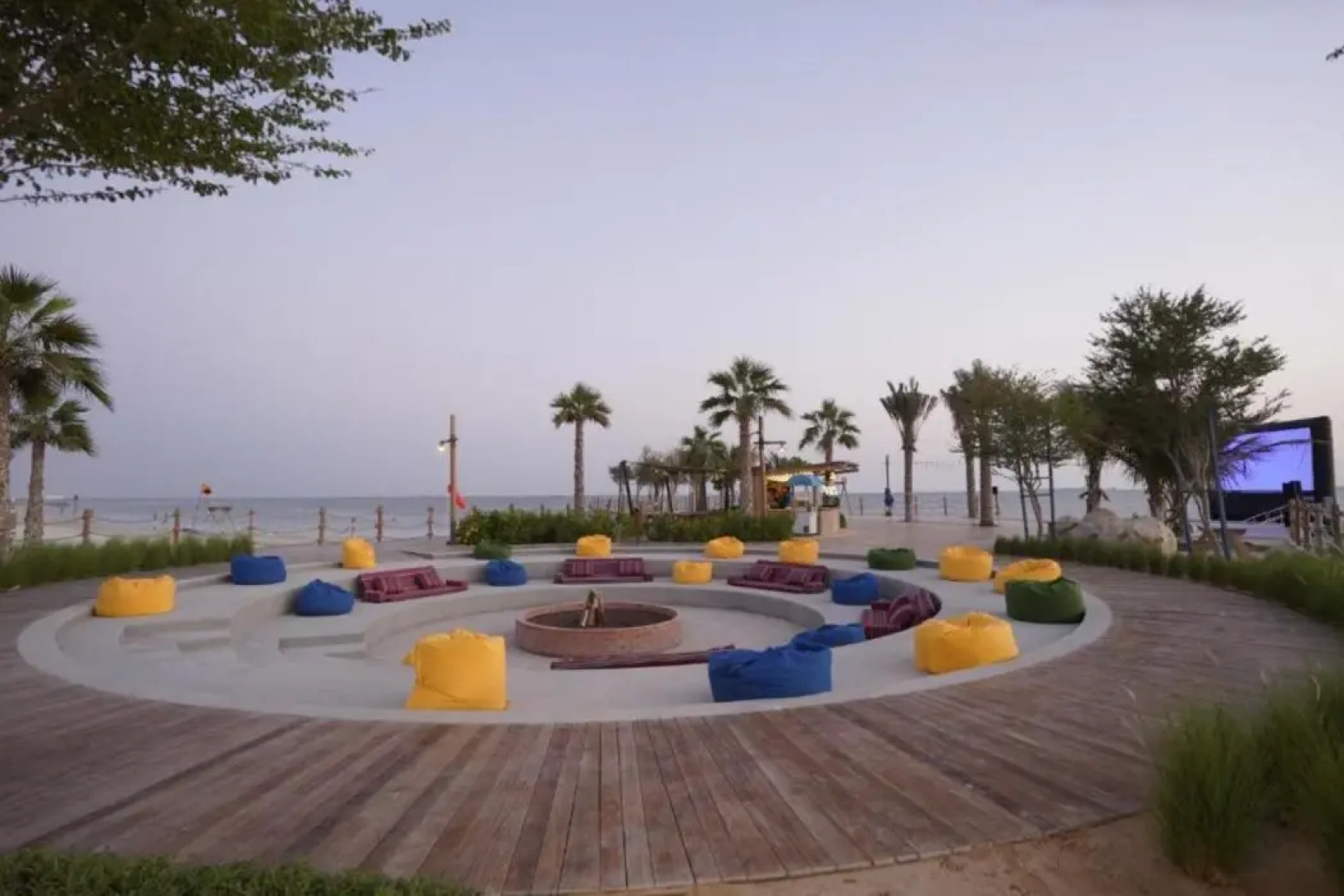 Курортный отель Bab Al Nojoum Hudayriyat