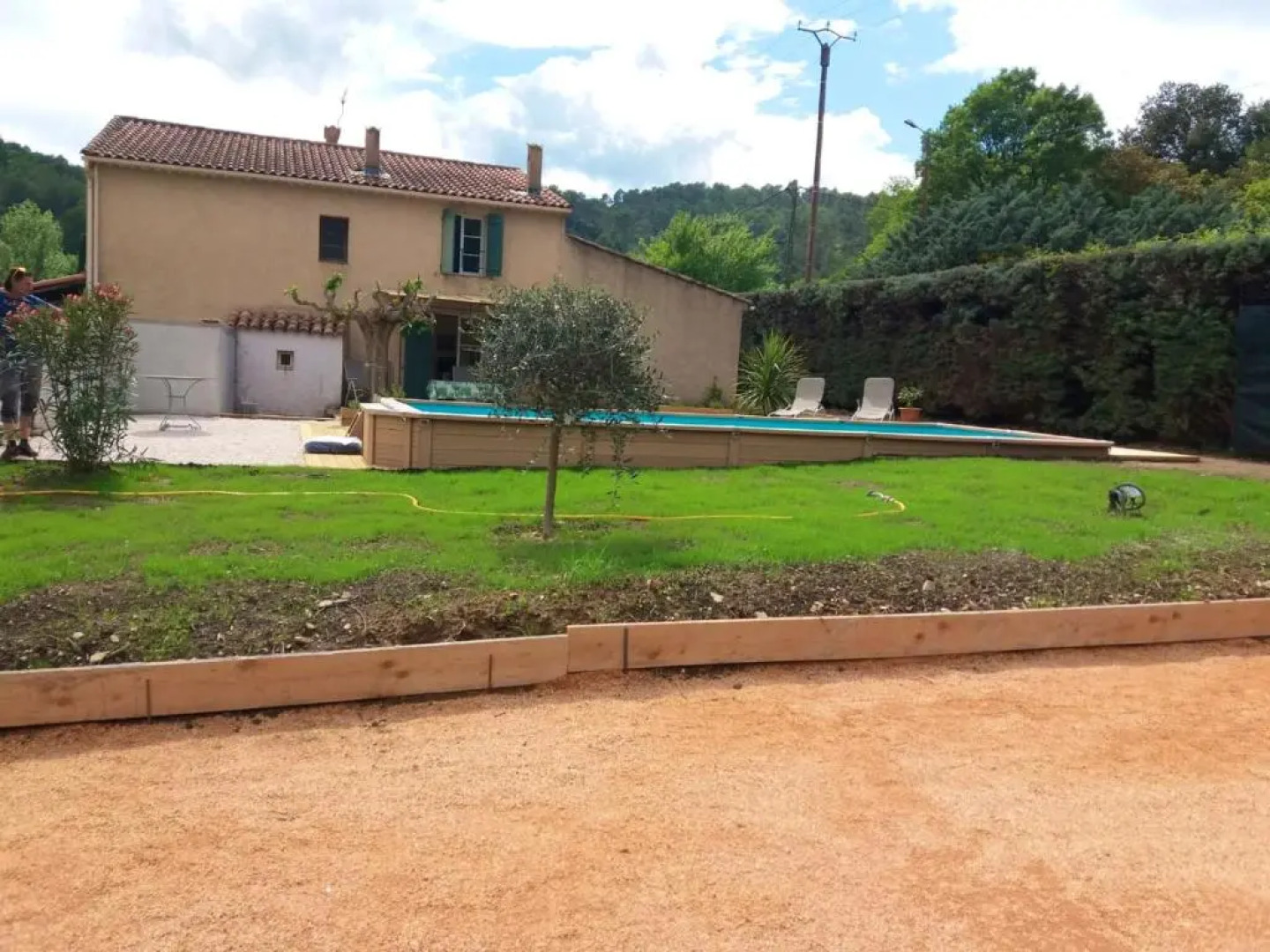 Maison de 2 chambres avec piscine privee terrasse amenagee et wifi a Barjols