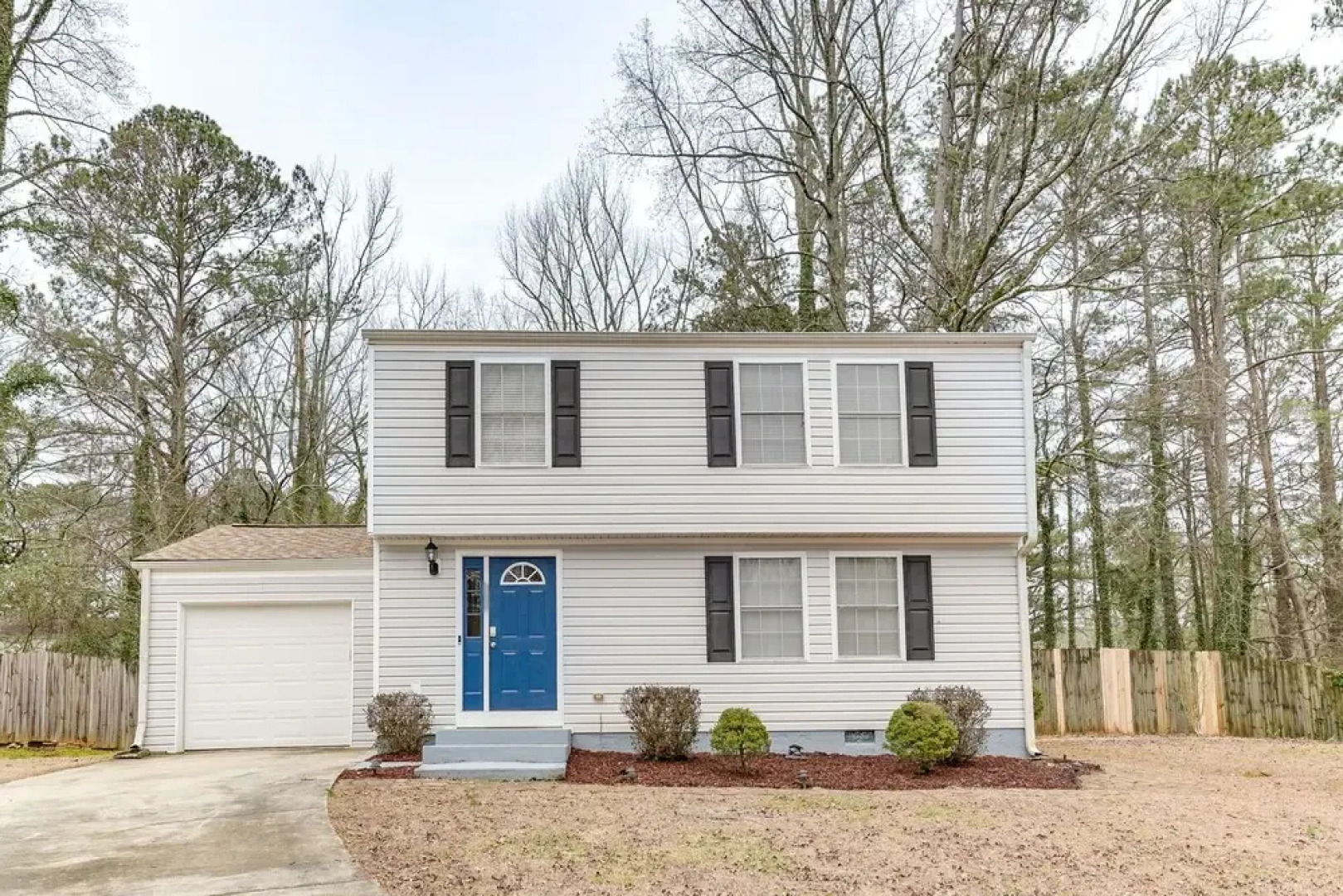 Quiet Vacation Rental in Peachtree City w/ Yard!