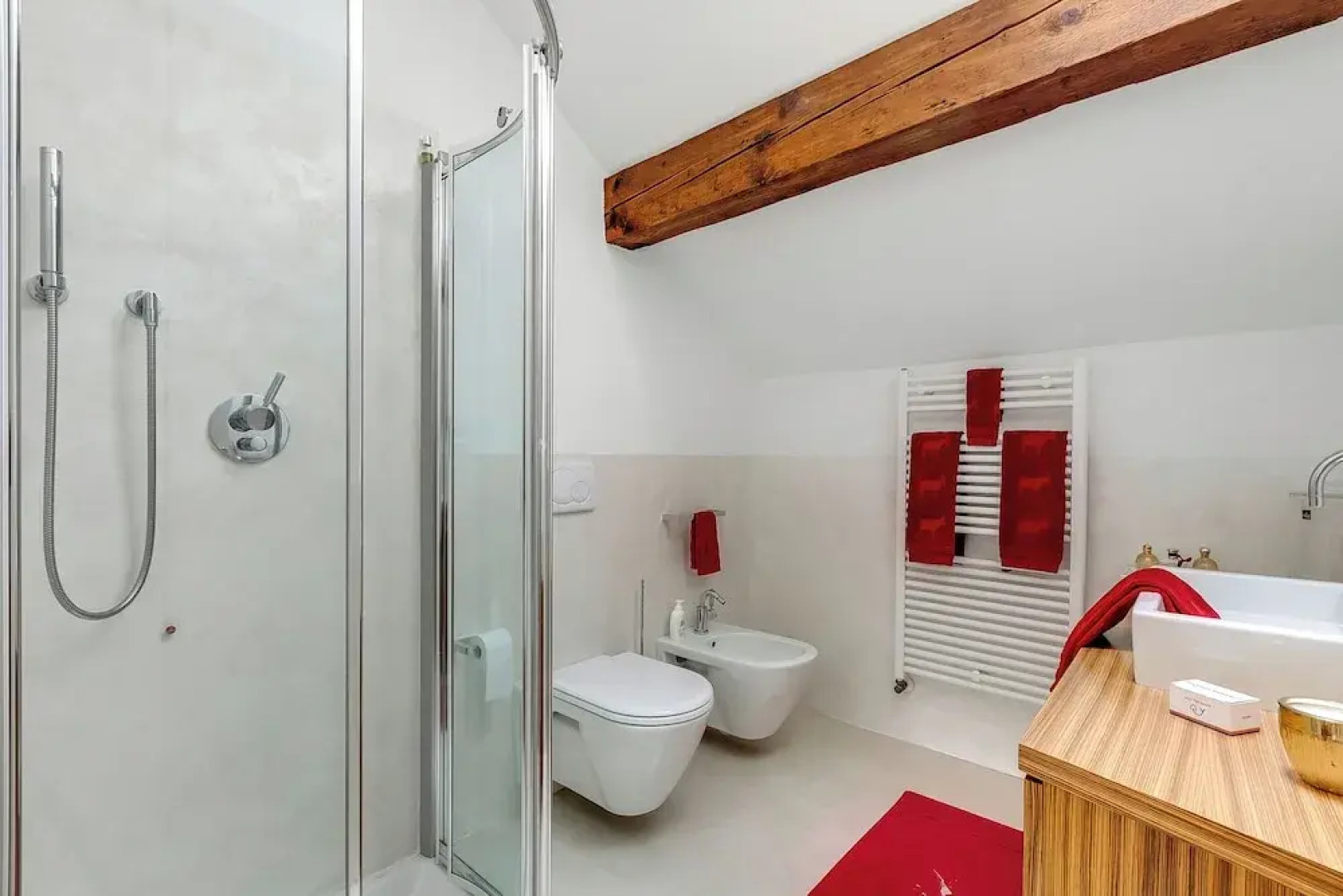 Il Gioiellino Pool And Sauna