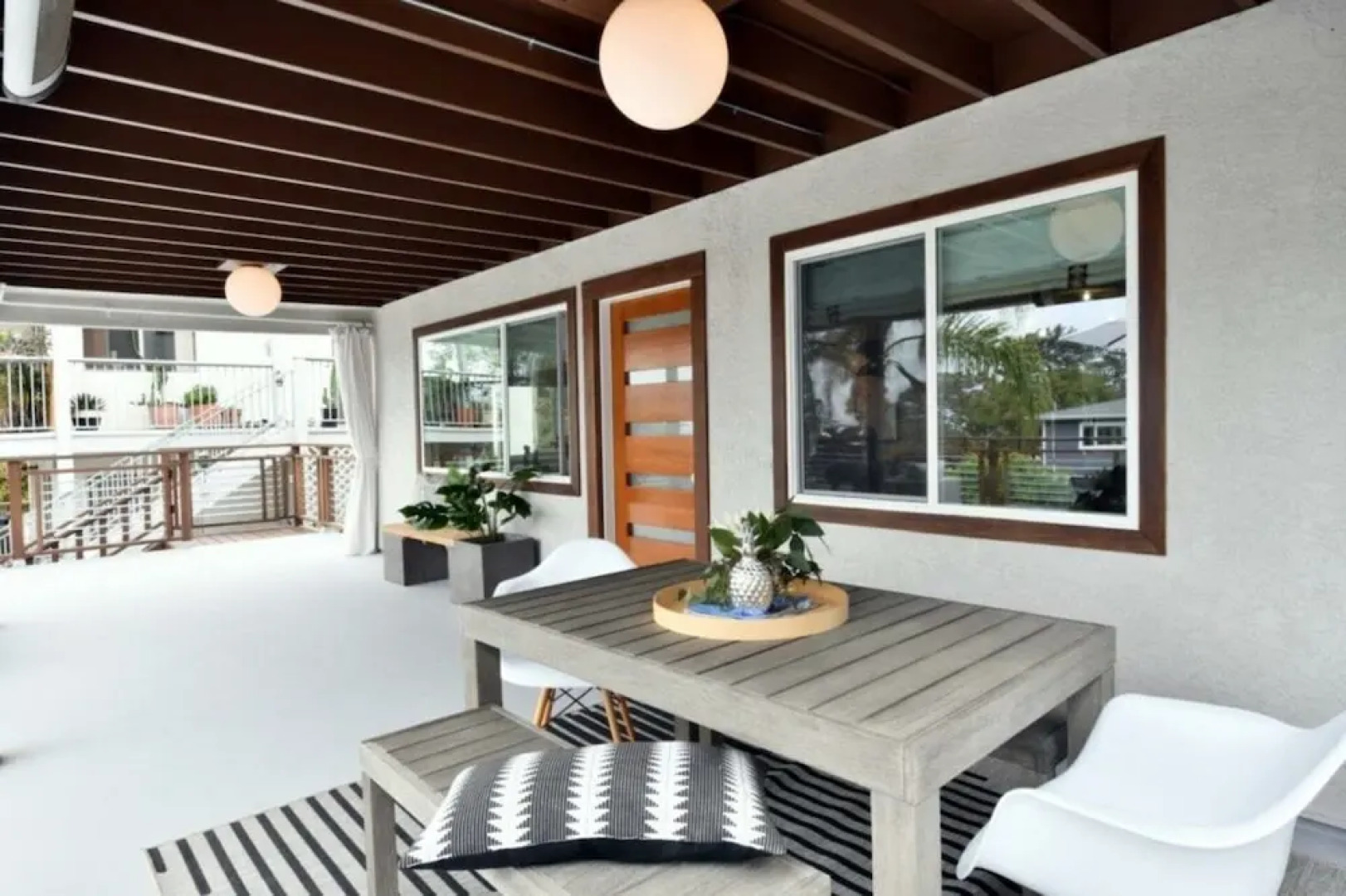 Luxury Cardiff By-the-sea Ocean View Parkhouse