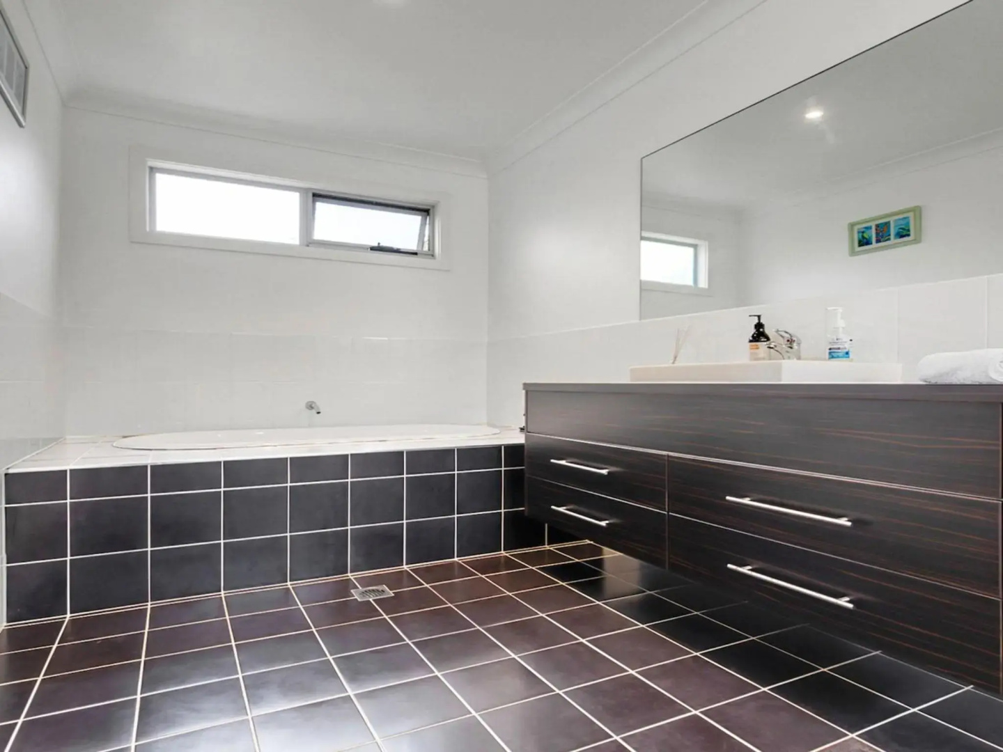 Sunshine Beach House-25 Metre Walk To The Beach
