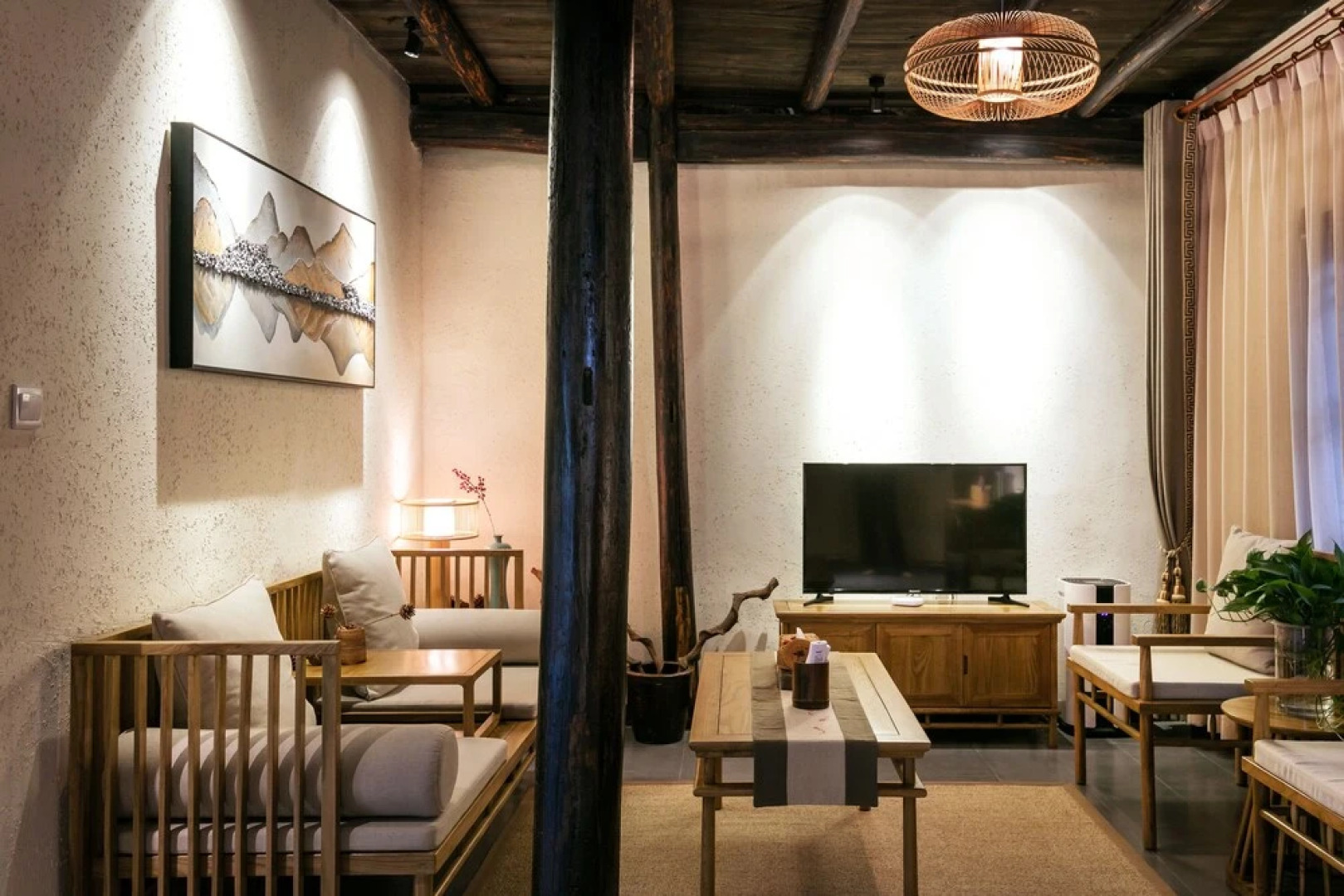 Xiananshan Village Hotel