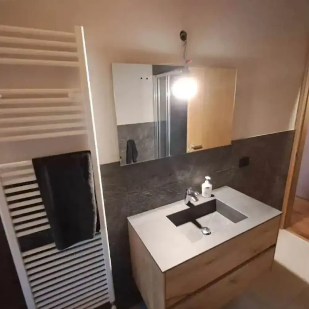 Woodpecker s Chalet in Tem