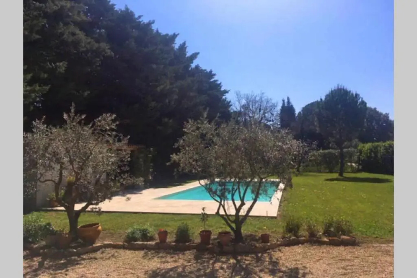 Farmhouse with private pool in the countryside of Plan d'Orgon in Provence, 8 persons LS1 365 MIGNOUN