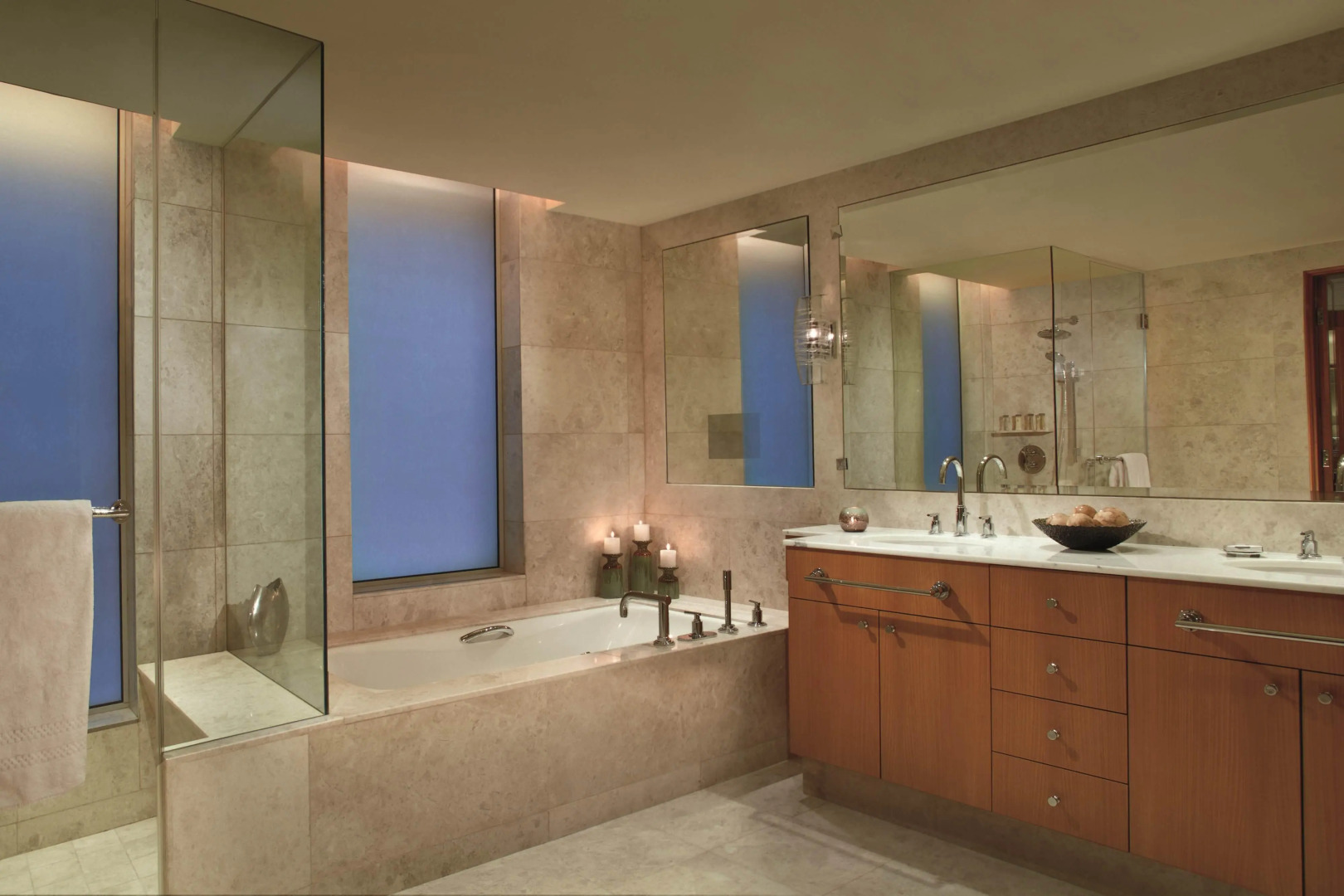 The Ritz-Carlton Residences, Dubai International Financial Centre