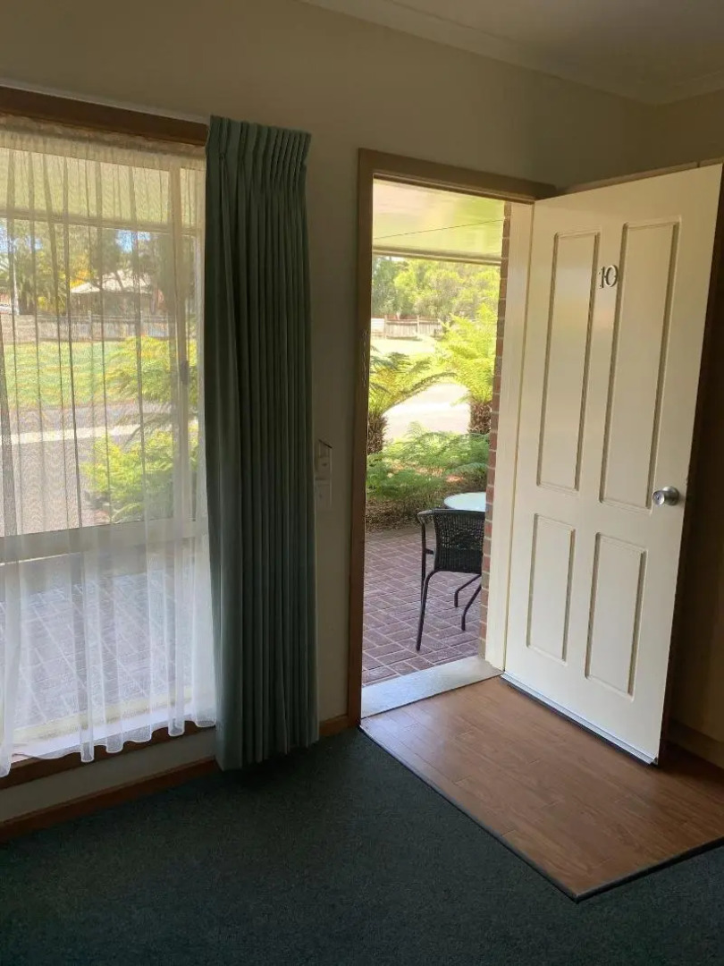 Arthur Phillip Motor Inn