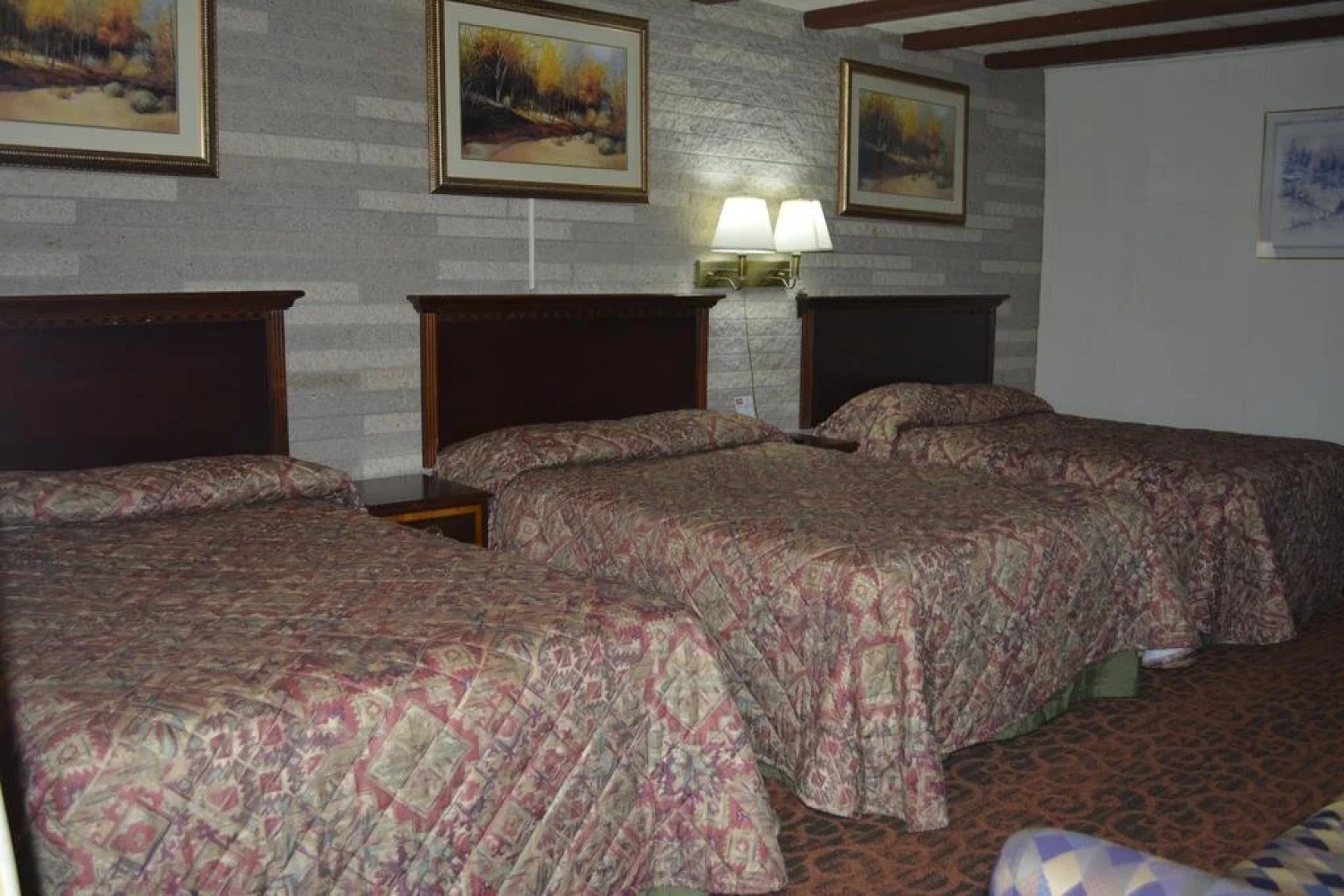 Red Carpet Inn & Suites New Cumberland