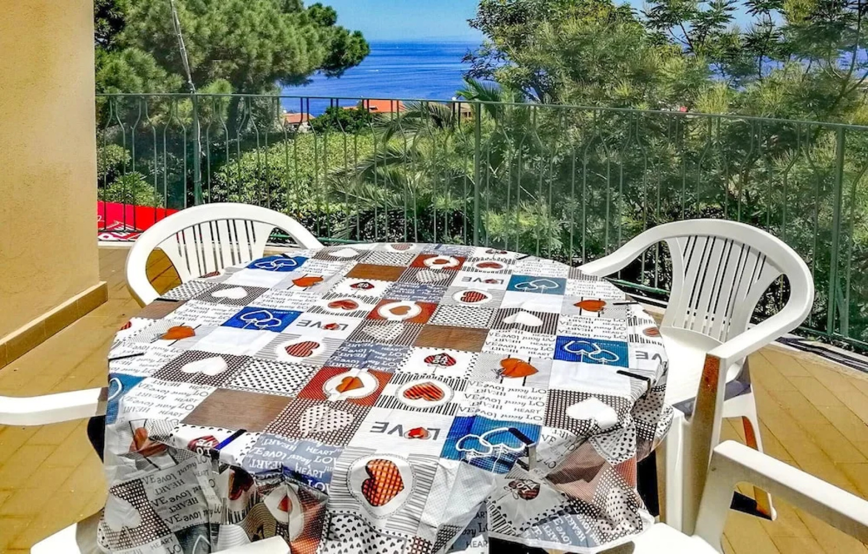 Stunning Home in Villa San Giovanni With 4 Bedrooms and Wifi