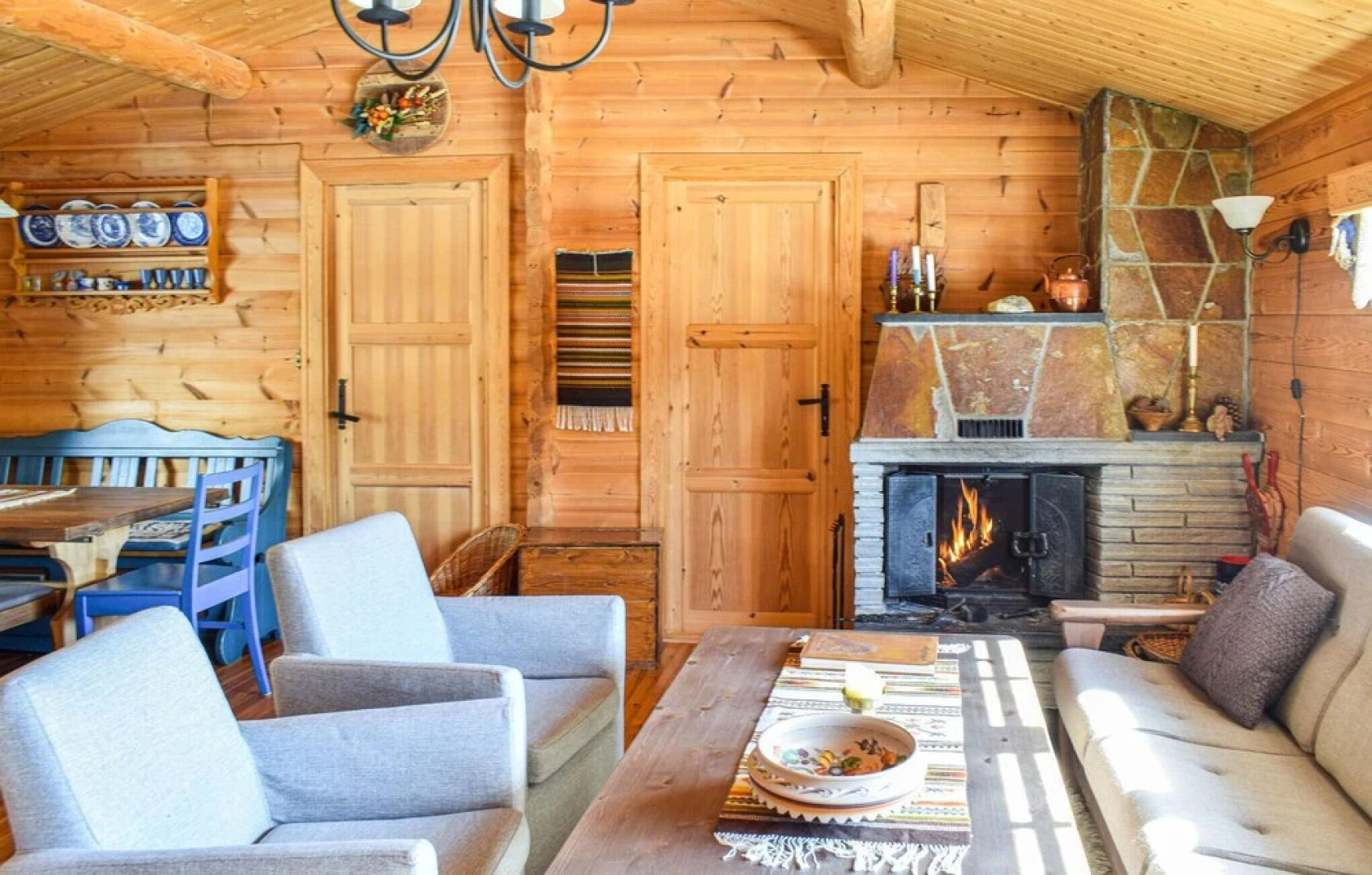 Nice Home in Vinstra With 4 Bedrooms and Wifi