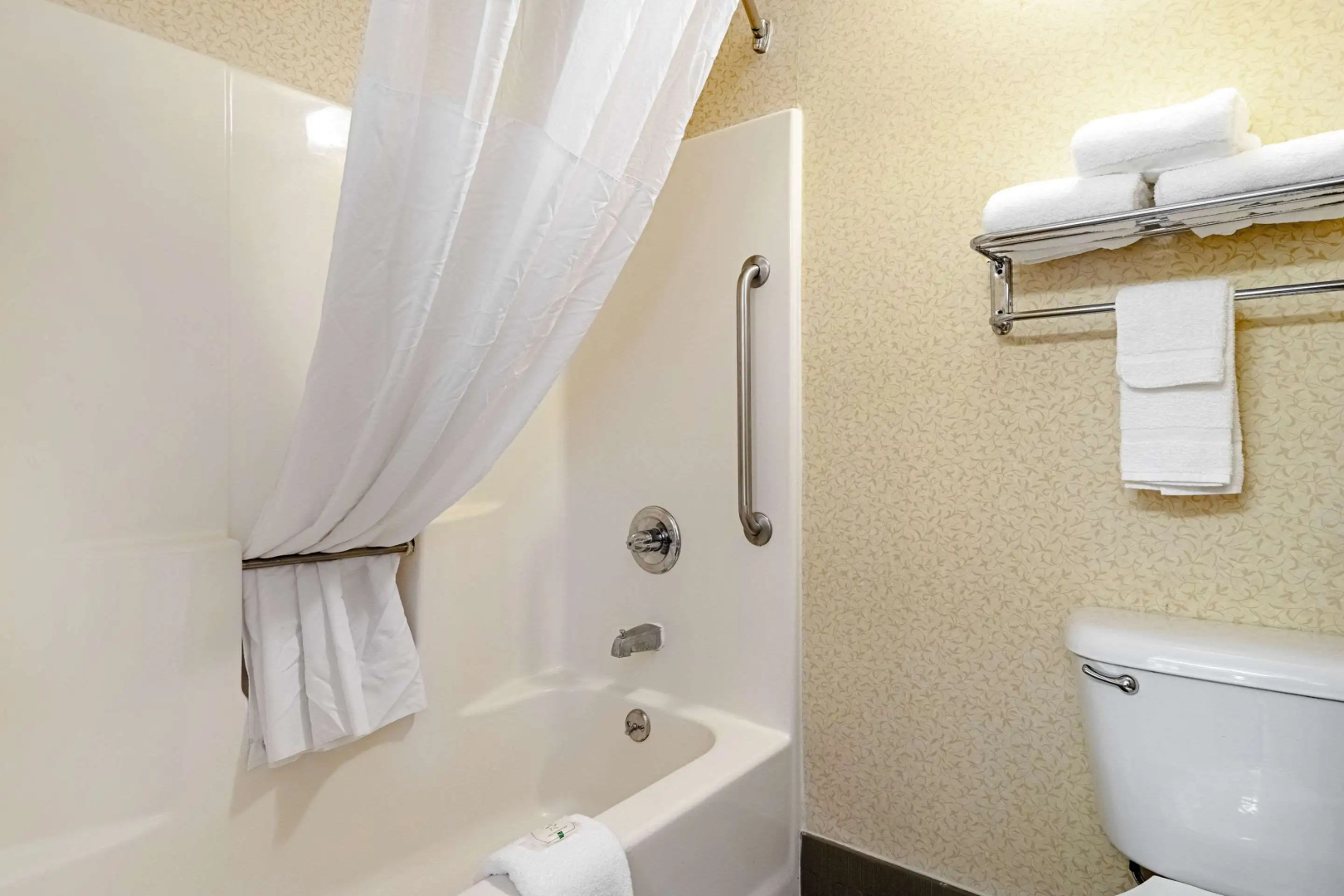 Quality Suites San Antonio Northeast