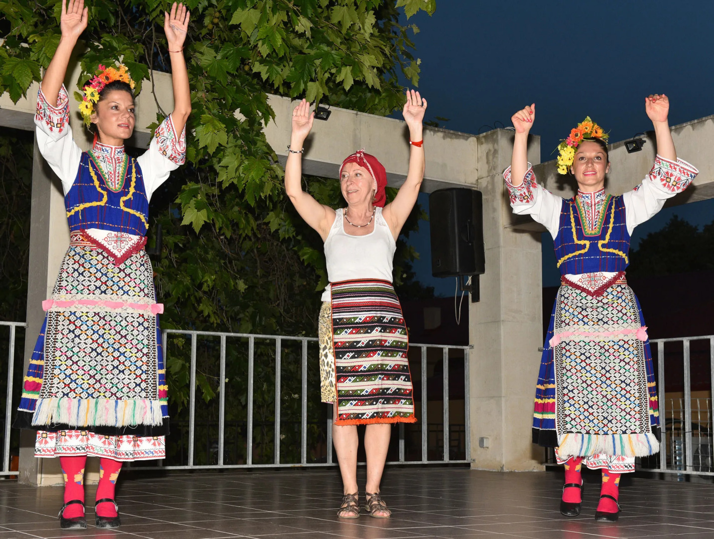 Estreya Palace & Residence