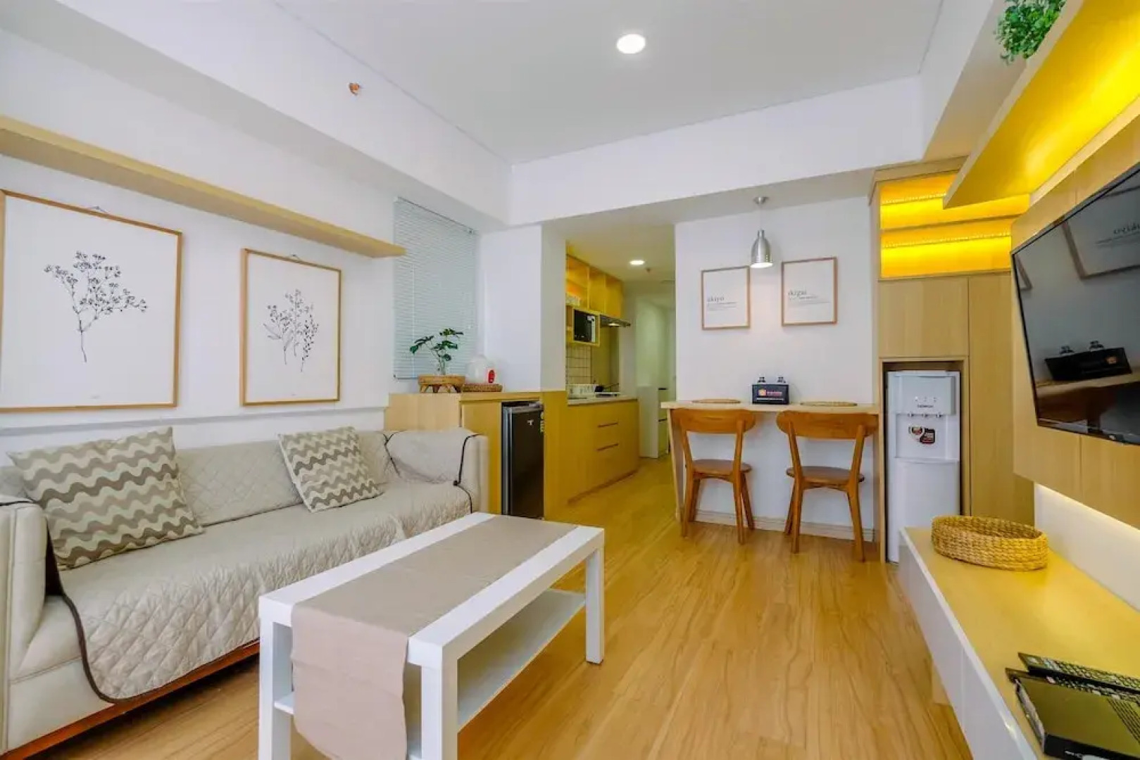 Comfy And Homey 2Br At Meikarta Apartment