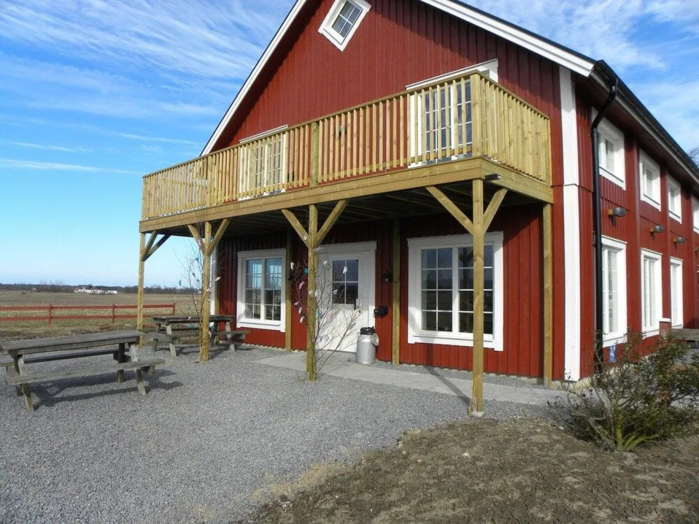 Lanthotell Lögnäs Gård