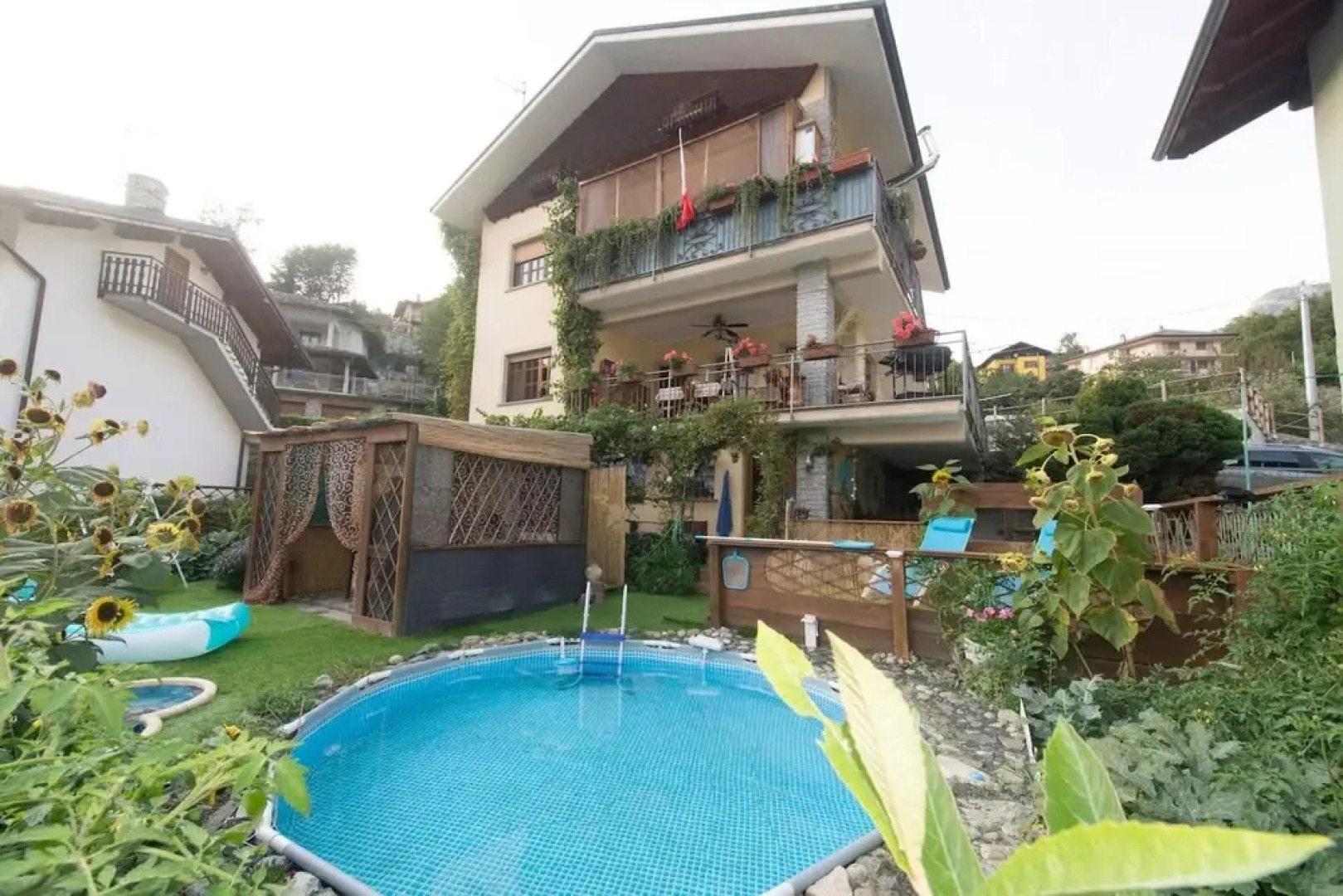 Apartment With 2 Bedrooms in Villa nabian, With Wonderful Mountain View, Private Pool, Enclosed Garden Near the Slopes