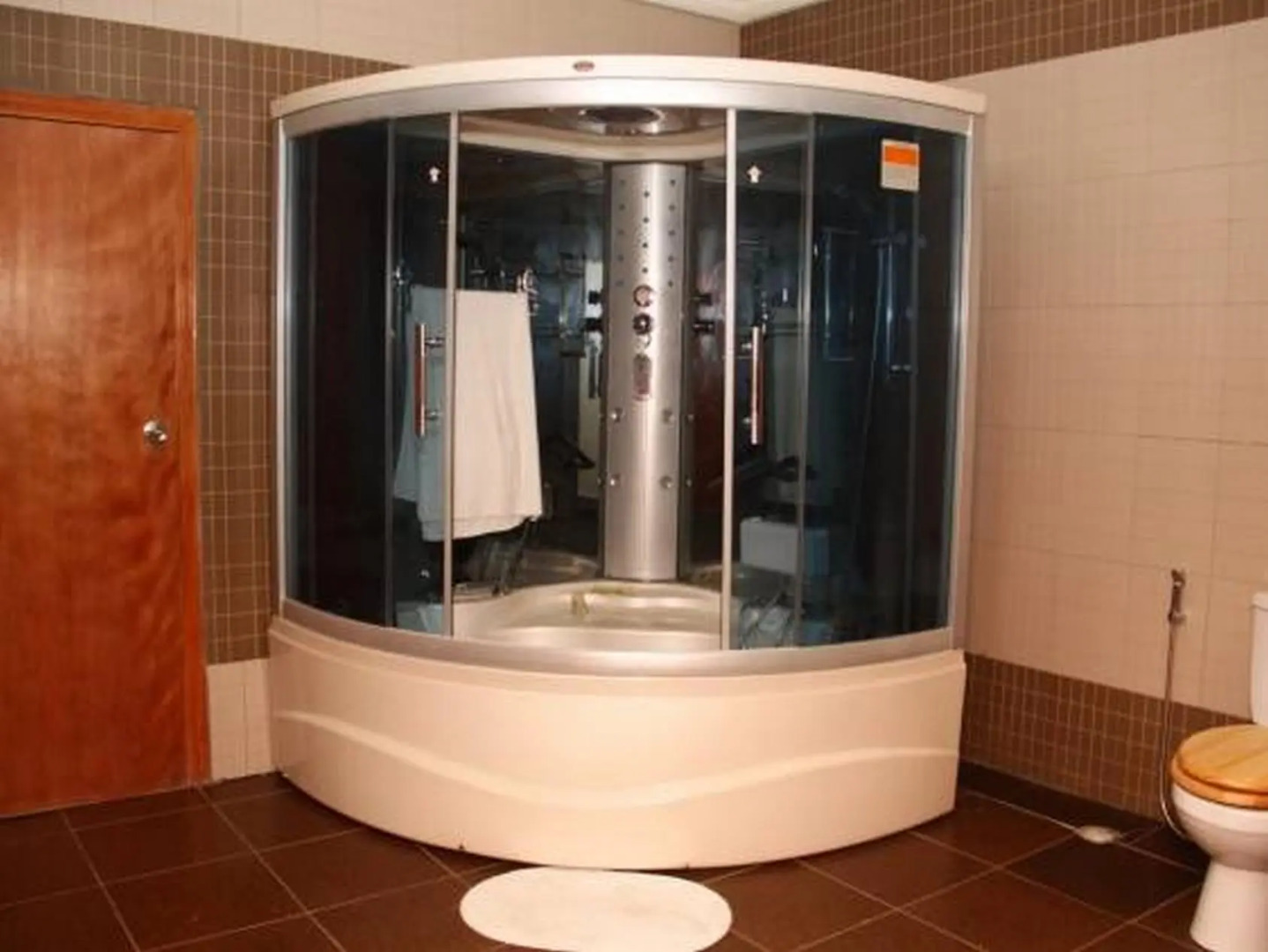 The Carlton Gate Hotel