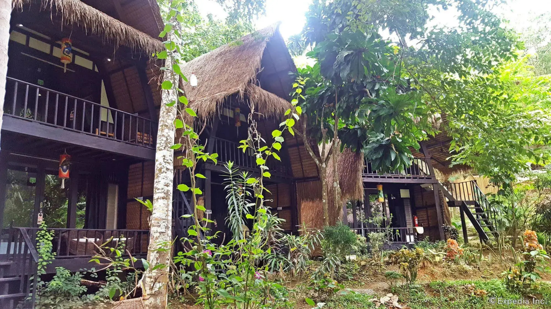 Love and Peace Deep Jungle and River Resort