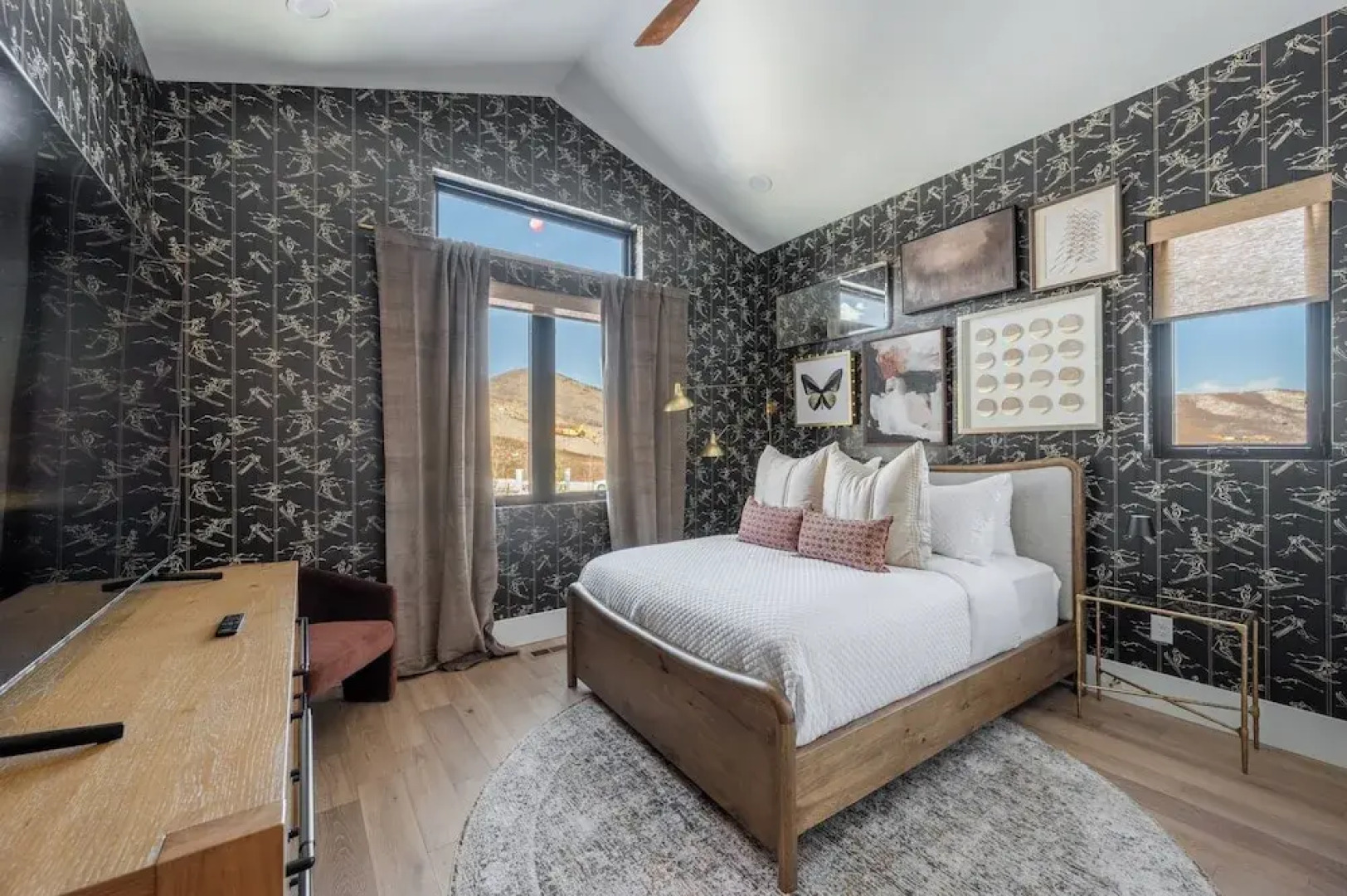 Amanti Lago by Luxury Mountain