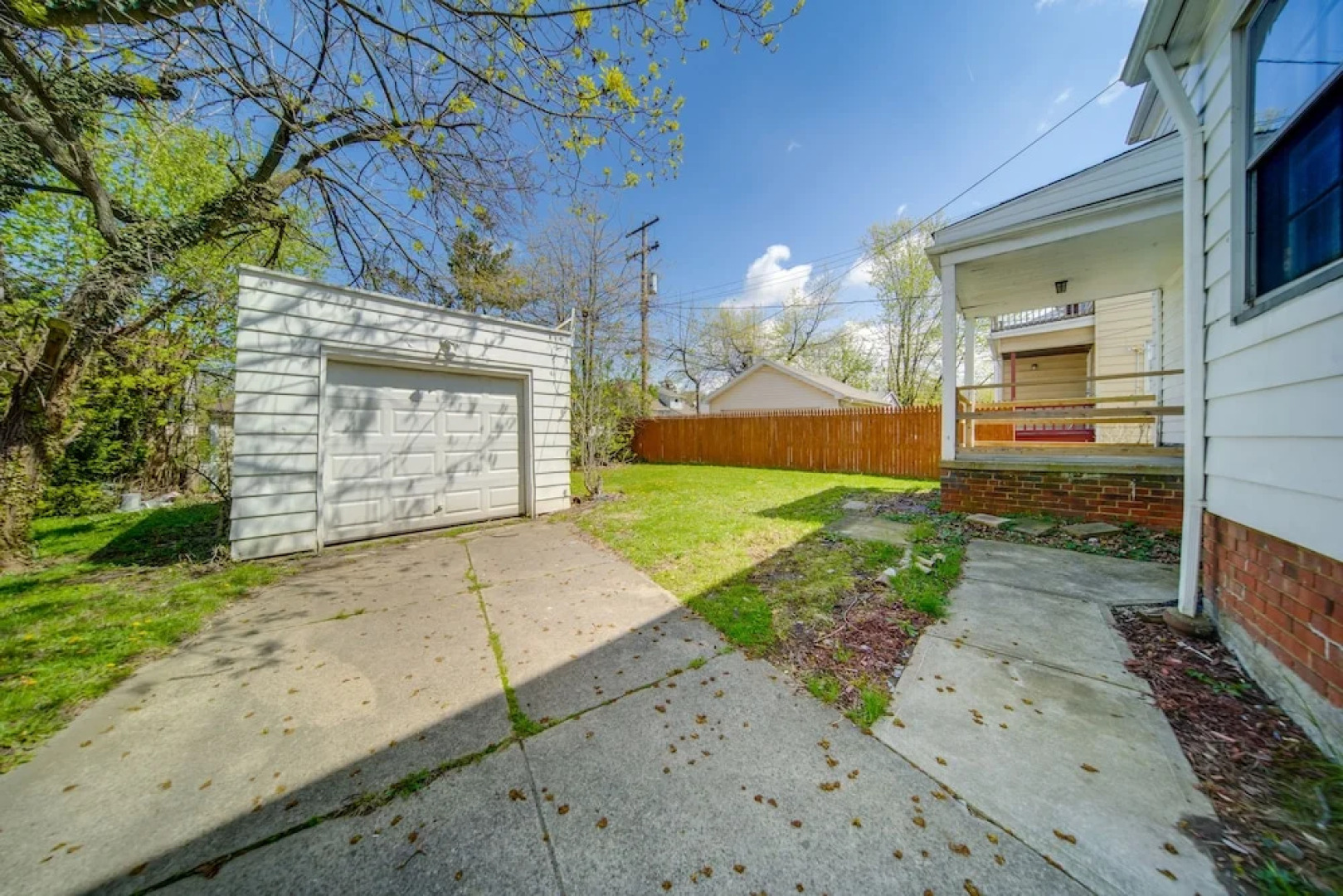 Vacation Rental Near Cleveland, Ohio: 6 Mi Away!