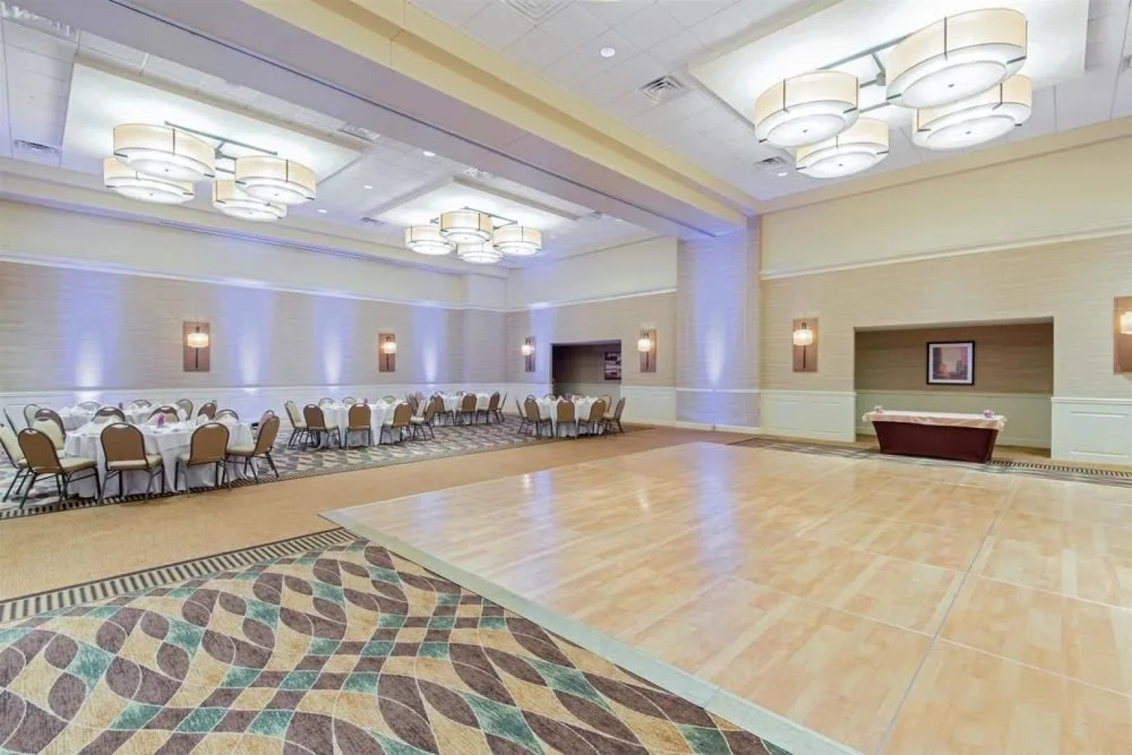 Wyndham Hamilton Park Hotel and Conference Center