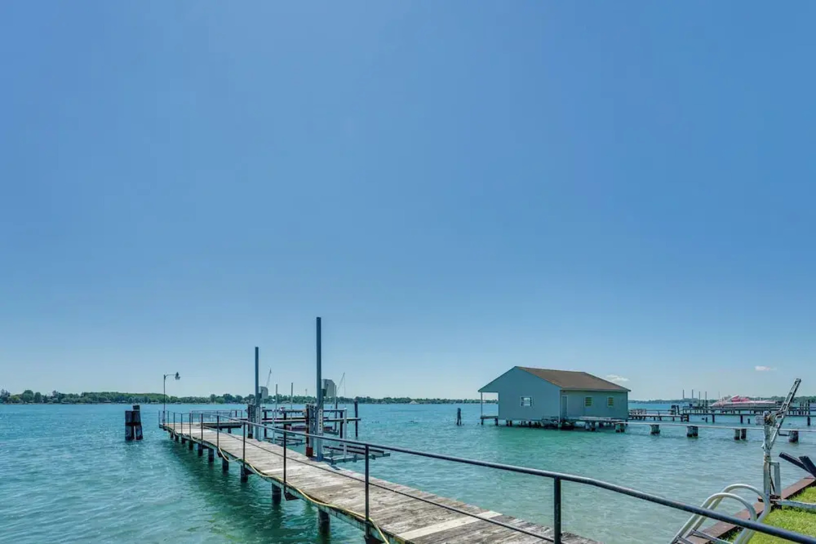 Riverfront St Clair Home - Walk to Downtown!