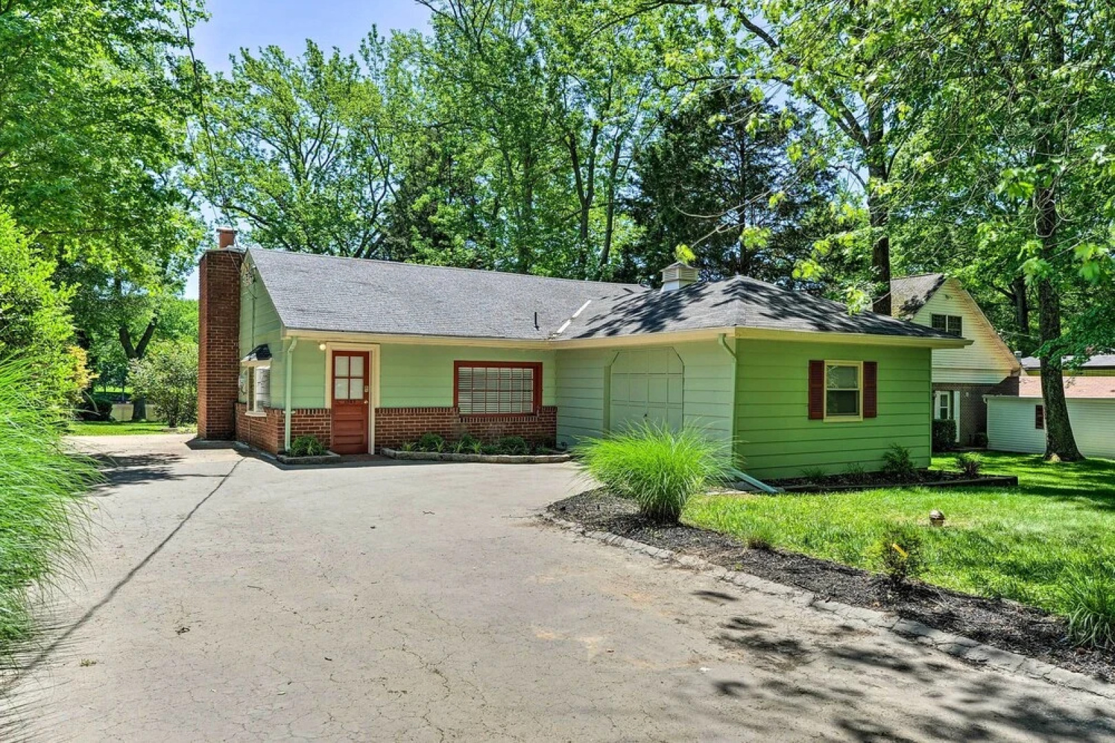 Waterfront Annapolis Home: Fire Pit & Fishing Pier