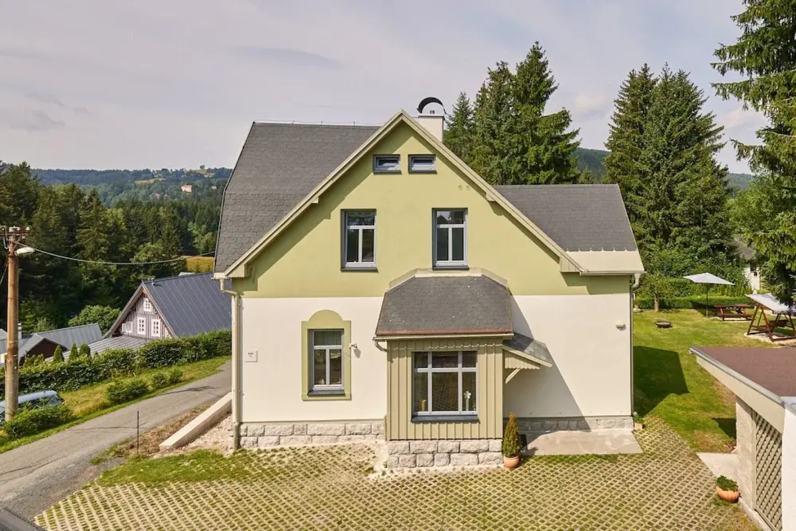 Villa in Jablonec With Sauna & Hot Tub