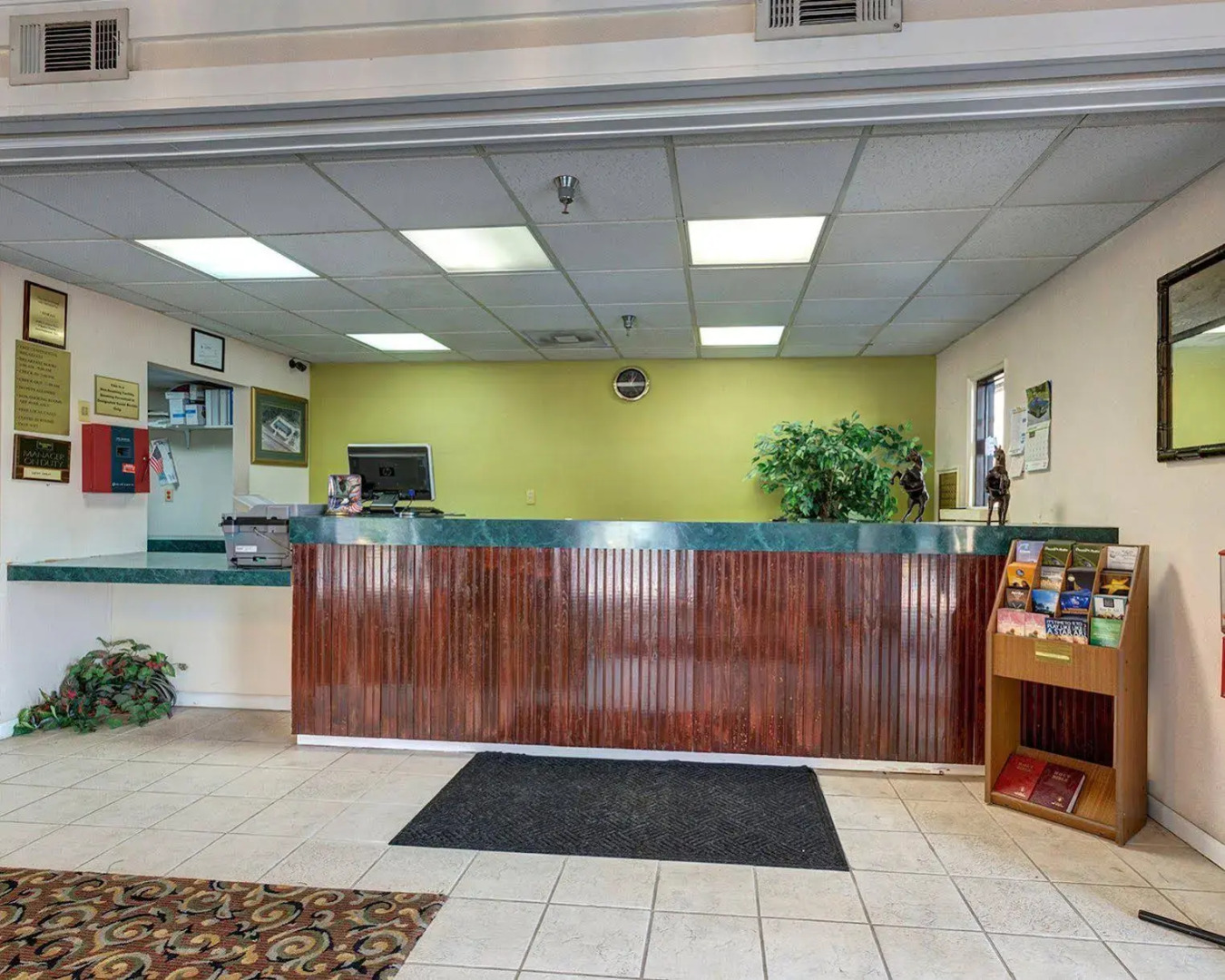 OYO Hotel Grenada West