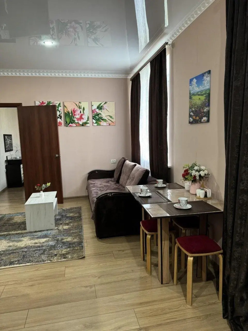 Апартаменты на улице Согласия