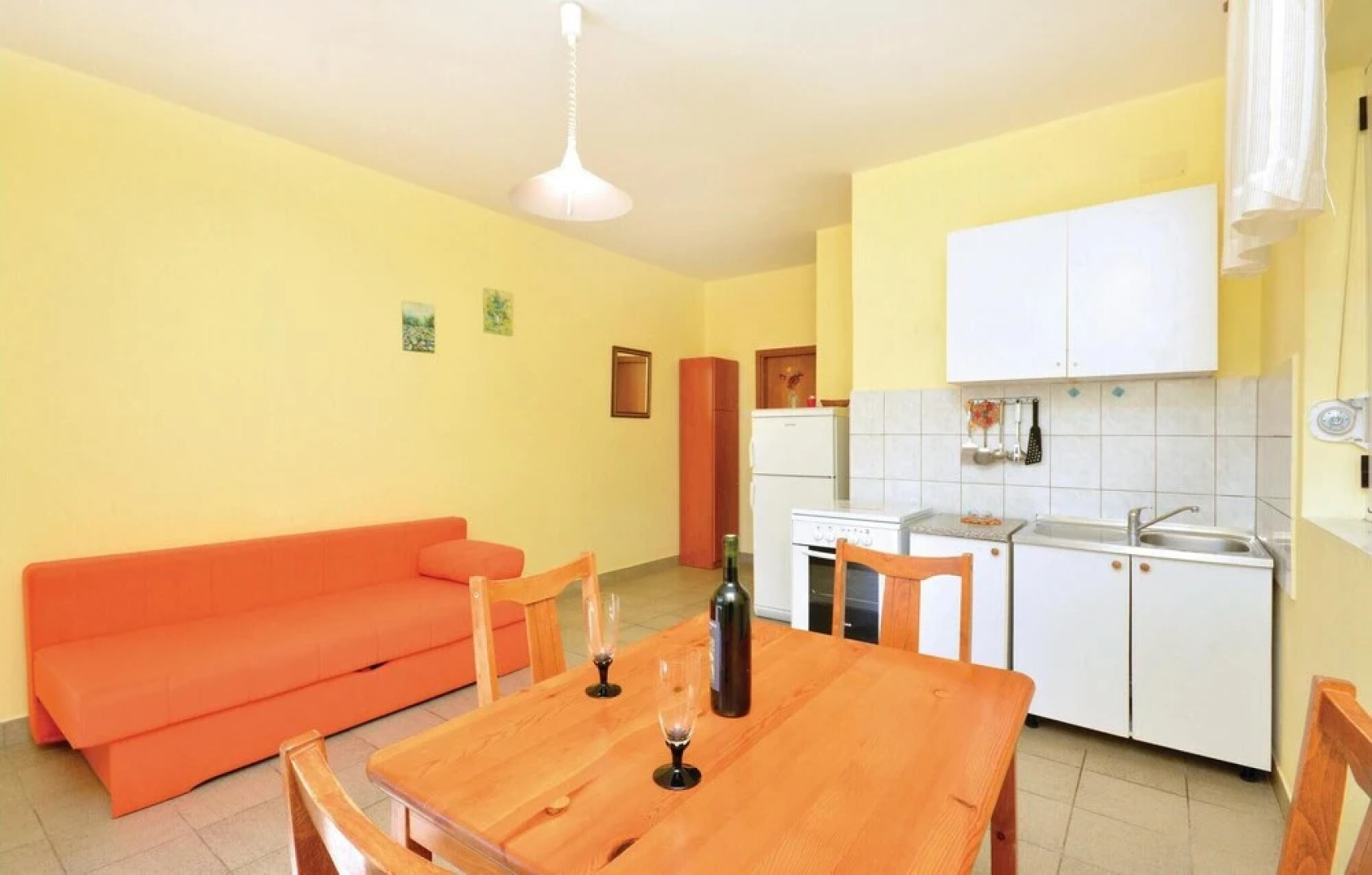 Beautiful Home in Ivan Dolac With Wifi and 1 Bedrooms