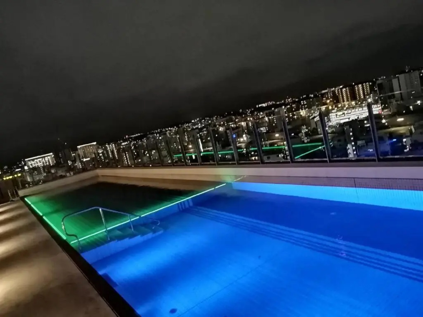 HOTEL SANSUI NAHA Ryukyu Onsen Naminoue-No-Yu