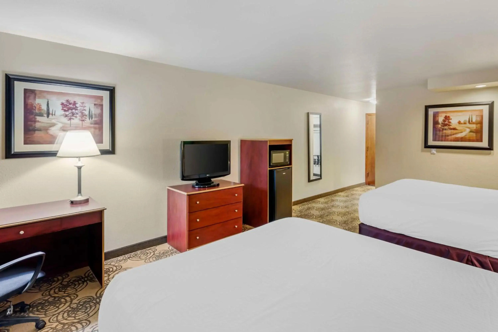 Holiday Inn Express & Suites Lebanon-Nashville Area by IHG