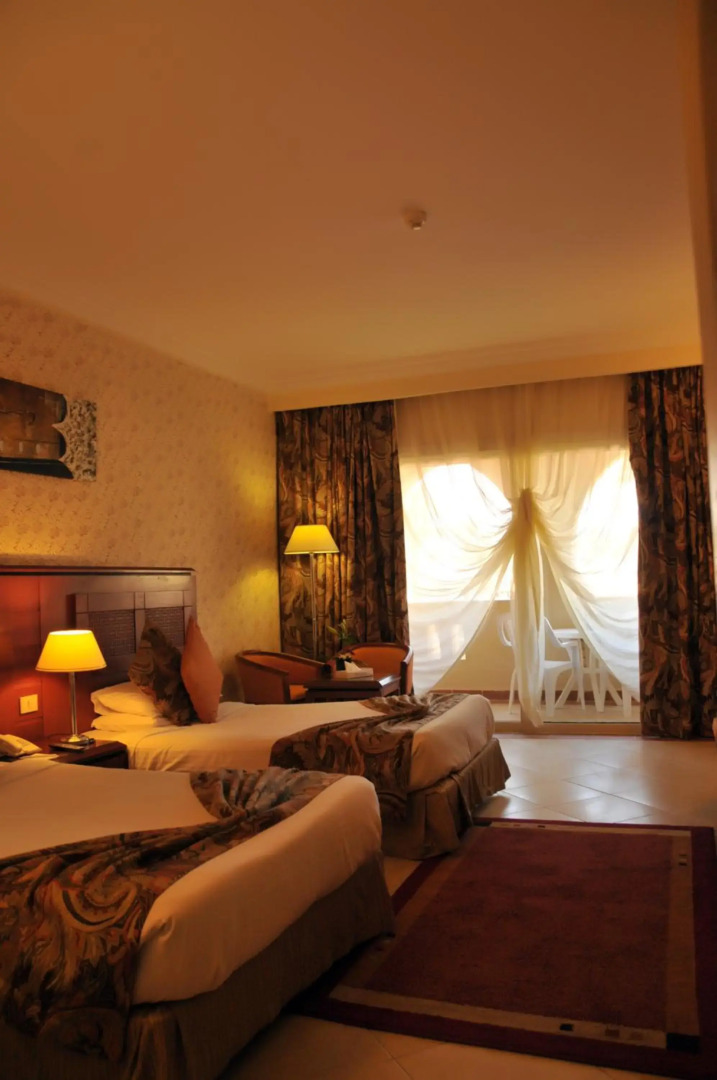 Отель Sea Beach Edge By Rotana