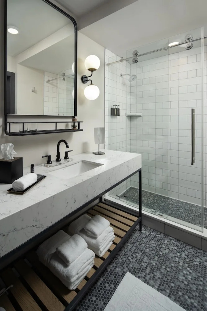 The Eddy Taproom & Hotel