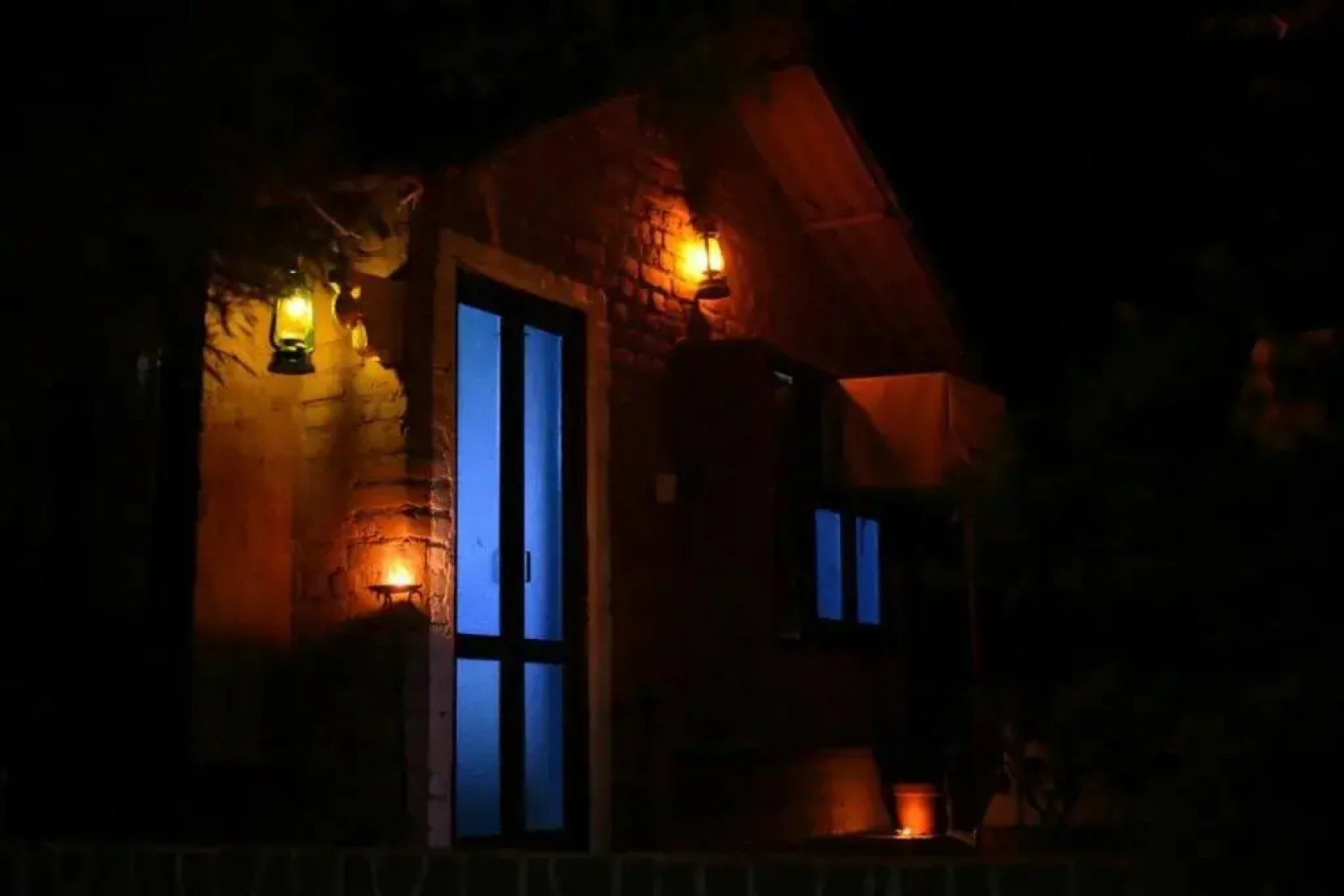 Umaid Safaris & Desert Lodge