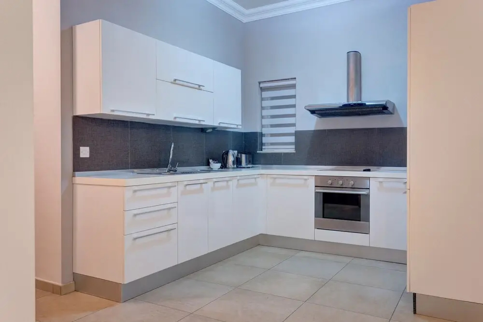 Gorgeous Apartment With Terrace in Fort Cambridge, Pool