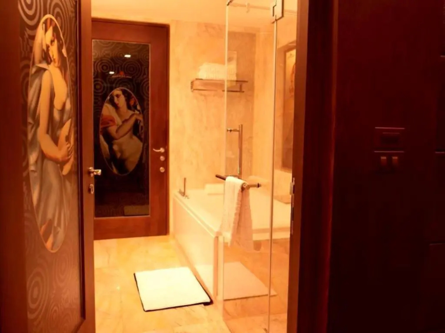 Maleewana Hotel & Resort