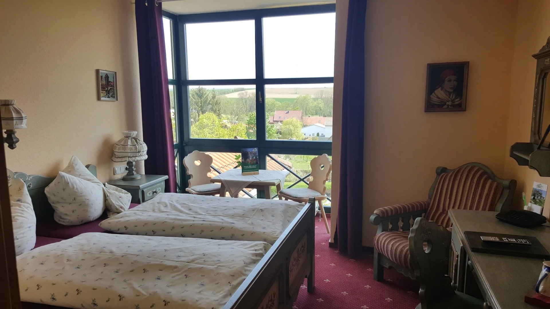 Landhotel BurgenBlick