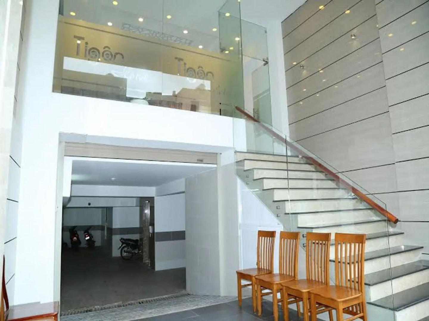 RedDoorz @ Ho Quy Ly