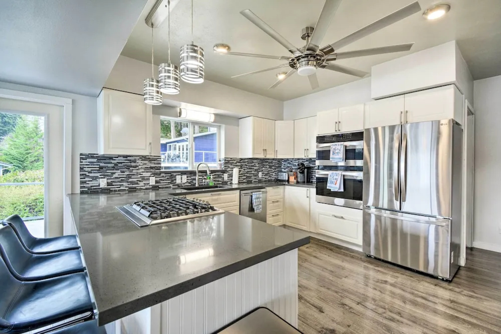 Lakefront Bremerton Vacation Rental w/ Deck!