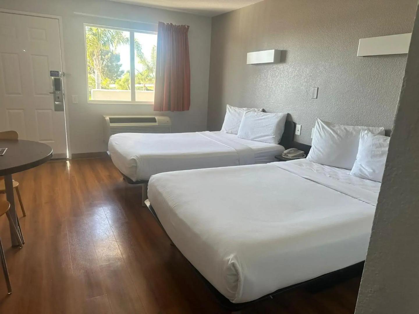 Motel 6 Ventura, CA - South