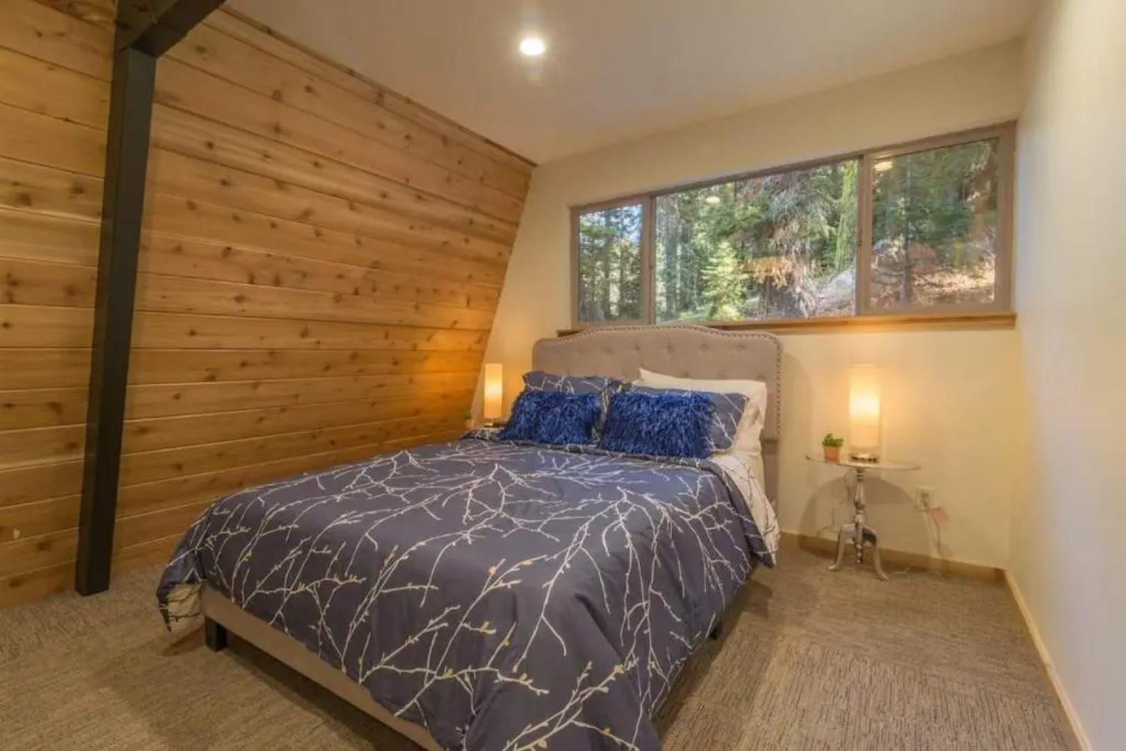 Midnight by Avantstay Remodeled Alpine Meadows A-frame