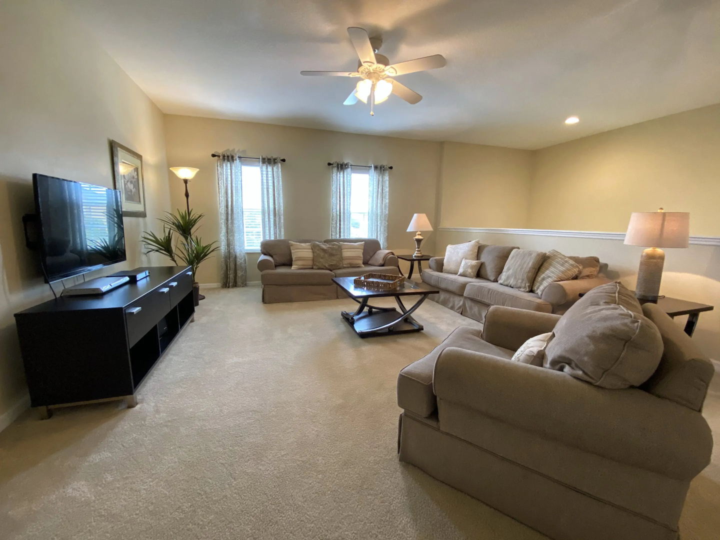 Spacious 5Bd Pool Hm Spa Gm Watersong -256YS, Davenport, US