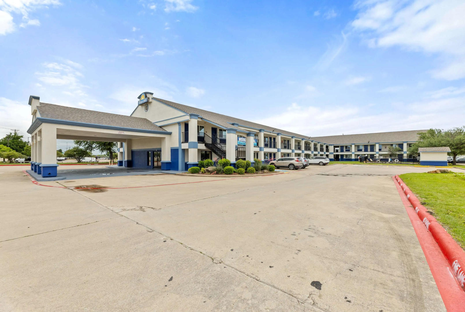 Days Inn by Wyndham McKinney