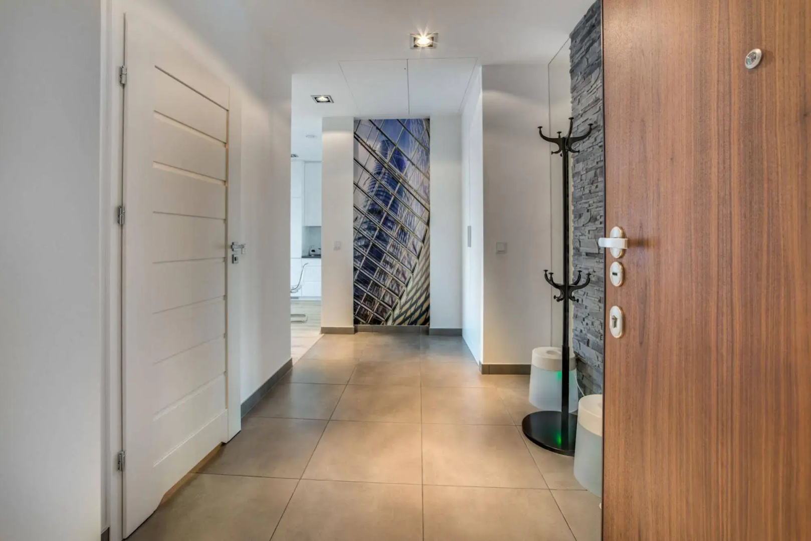 In The Sky - Sky Tower Apartments
