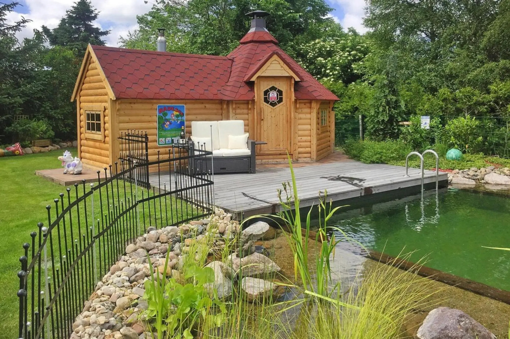 Apartment in Rehm-flehde-bargen mit Einem Gemeinsamen Pool
