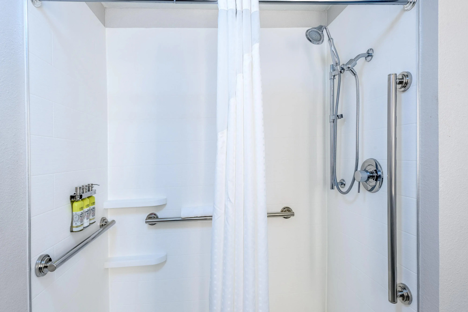 Holiday Inn Express Hotel & Suites Bastrop by IHG